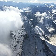 Verortung via Georeferenzierung der Kamera: Aufgenommen in der Nähe von Visp, Schweiz in 4900 Meter